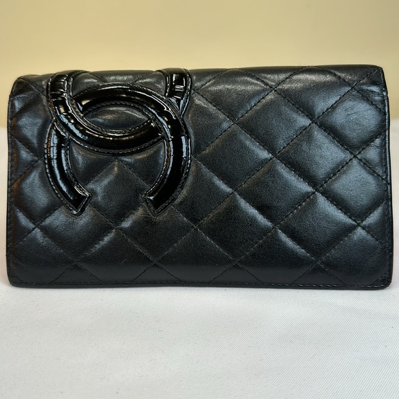 CHANEL Handbags - CHANEL CC Cambon Lambskin Pink Interior 13 Series 2009-2010, Fits phone